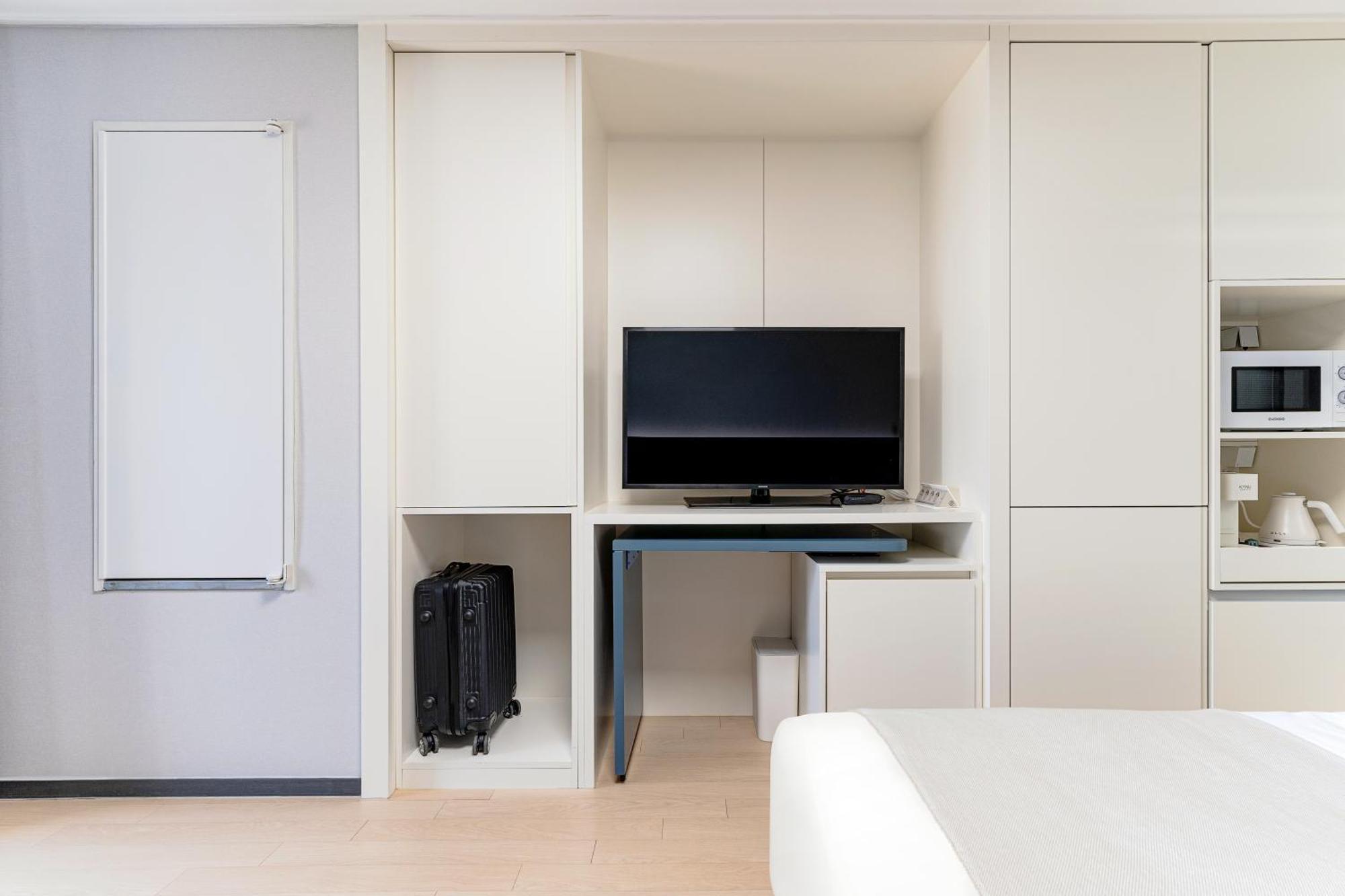 Urbanstay Sokcho Beach Ab Exterior foto