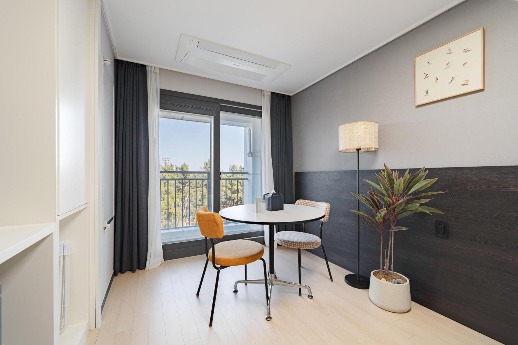 Urbanstay Sokcho Beach Ab Exterior foto